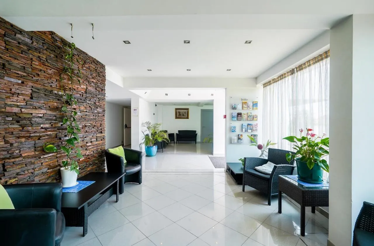 Bay View Apartment W/Pool 3-Min Walk To The Beach Албуфейра